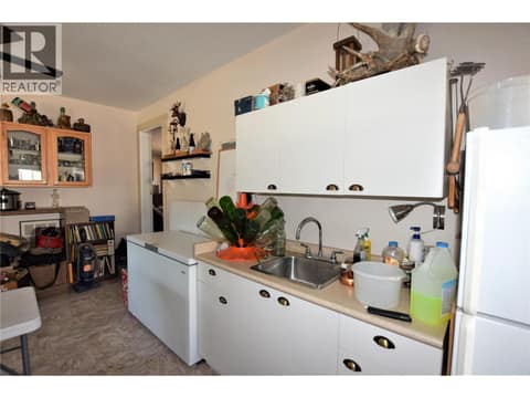 Utility sink at 536 Loon Avenue, Okanagan North, Vernon