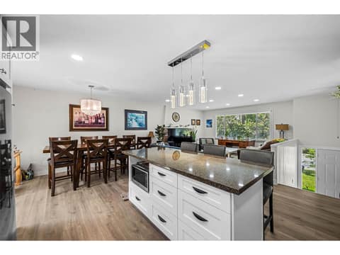 Photo 8 of 2103 Valleyview Drive, Valleyview, Kamloops