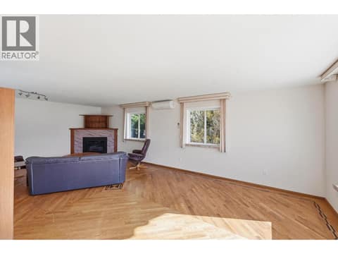 Photo 17 of 4616 37th Street, Osoyoos Rural