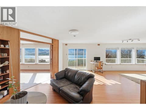 Photo 8 of 4616 37th Street, Osoyoos Rural