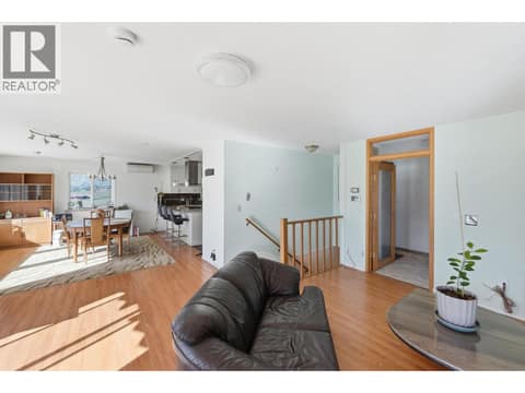 Photo 9 of 4616 37th Street, Osoyoos Rural