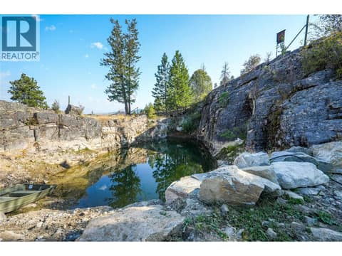 Photo 15 of 2063 Carmi Road, Columbia/Duncan, Penticton