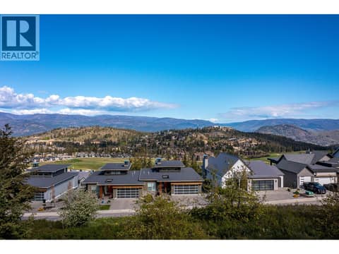 Photo 12 of 161 Diamond Way, Predator Ridge, Vernon