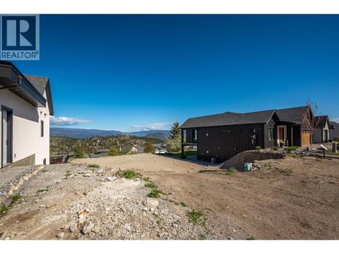 Photo 2 of 161 Diamond Way, Predator Ridge, Vernon