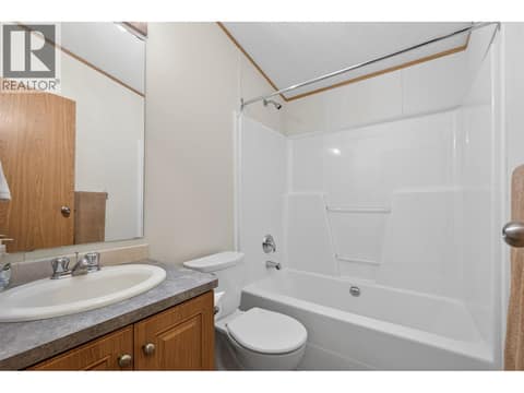 Main Bathroom at 6688 Tronson Road Unit# 29, Okanagan Landing, Vernon