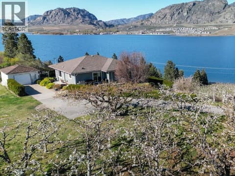 Main residence at 14807 89th Street, Osoyoos Rural