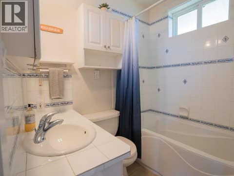 Second residence 4-pce bath at 14807 89th Street, Osoyoos Rural