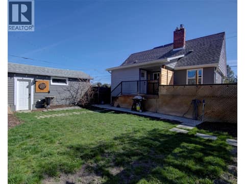 Photo 10 of 1505 32 Avenue, East Hill, Vernon