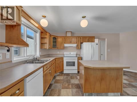 Photo 8 of 1634 Carmi Avenue Unit# 139, Columbia/Duncan, Penticton