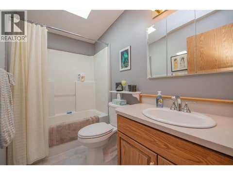 Photo 27 of 9510 97 Highway Unit# 27, Swan Lake West, Vernon