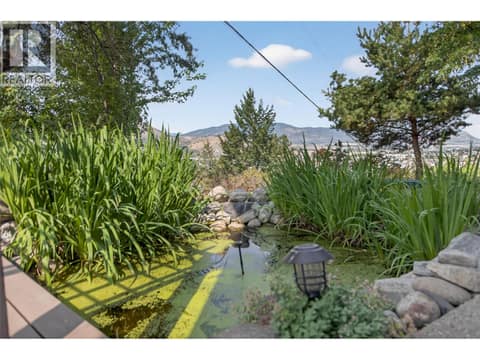 Photo 24 of 102 Spruce Place, Wiltse/Valleyview, Penticton