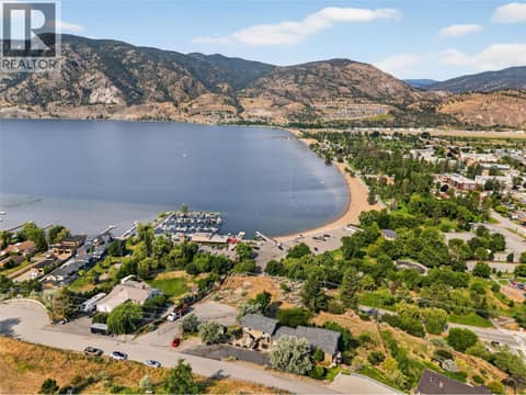Photo 3 of 102 Spruce Place, Wiltse/Valleyview, Penticton