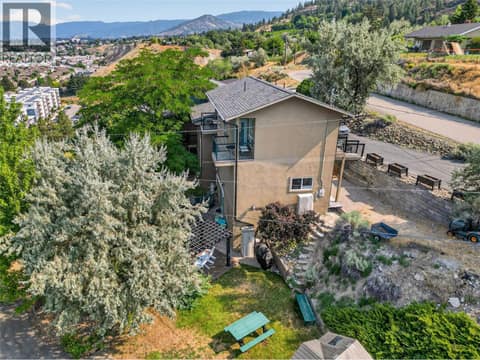 Photo 7 of 102 Spruce Place, Wiltse/Valleyview, Penticton