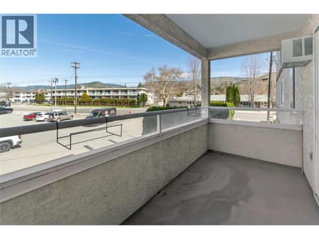 Photo 6 of 2401 South Main Street Unit# 202, Penticton Rural