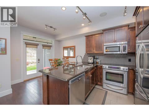Photo 14 of 333 Longspoon Drive Unit# 30, Predator Ridge, Vernon