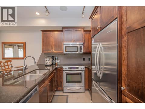 Photo 15 of 333 Longspoon Drive Unit# 30, Predator Ridge, Vernon