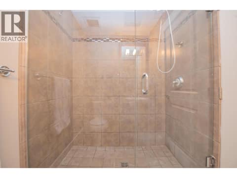 Photo 20 of 333 Longspoon Drive Unit# 30, Predator Ridge, Vernon