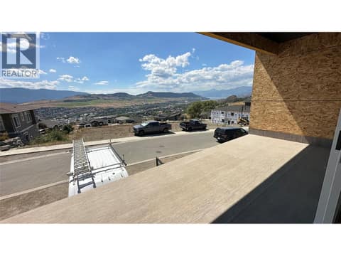 Photo 10 of 4303 Painted Turtle Drive, Bella Vista, Vernon