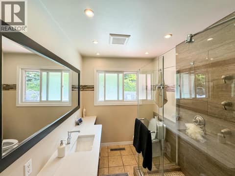 Photo 16 of 4609 41st Street, Osoyoos Rural