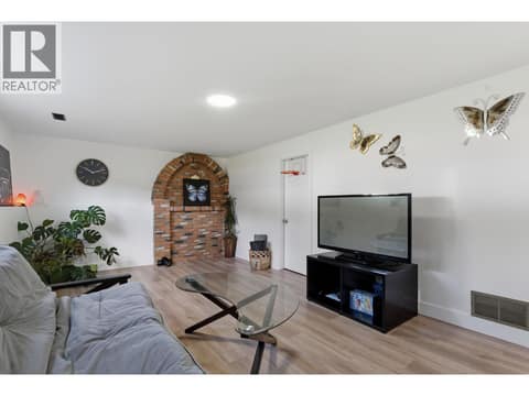 Photo 21 of 3283 McMahon Road, Glenrosa, West Kelowna