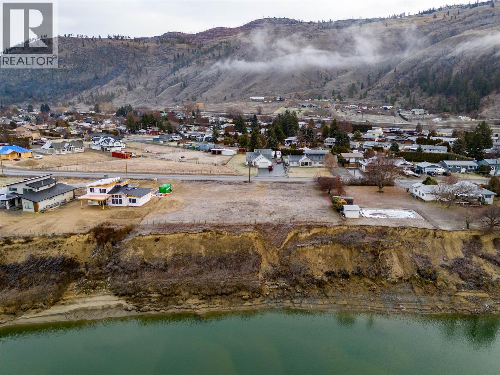 Photo 4 of 4143 DAVIE Road, Rayleigh, Kamloops