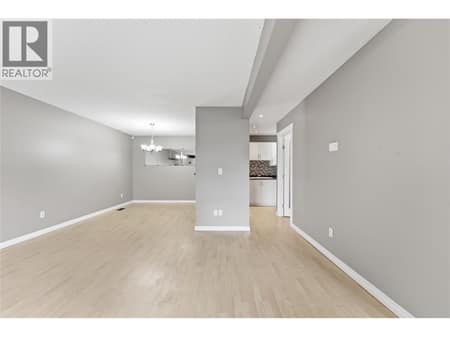 Photo 6 of 2100 43 Avenue Unit# 205, Harwood, Vernon