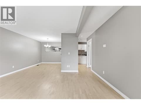 Photo 6 of 2100 43 Avenue Unit# 205, Harwood, Vernon