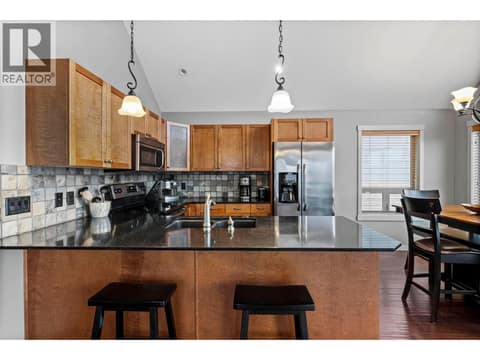 Photo 4 of 6953 Terazona Drive, Fintry, Kelowna