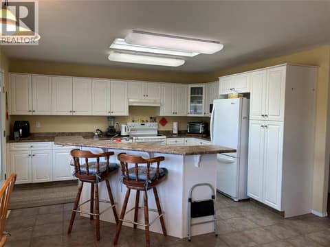 Photo 8 of 851 8 Avenue, Swan Lake West, Vernon