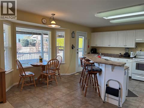 Photo 9 of 851 8 Avenue, Swan Lake West, Vernon