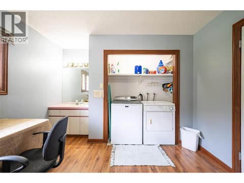 Photo 48 of 701 Robin Road, South BX, Vernon