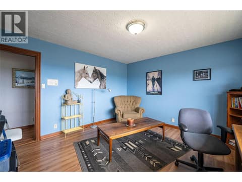 Photo 50 of 701 Robin Road, South BX, Vernon