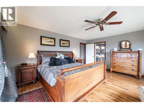Photo 55 of 701 Robin Road, South BX, Vernon