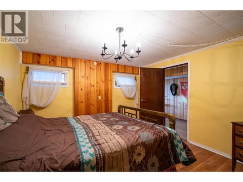 Photo 70 of 701 Robin Road, South BX, Vernon