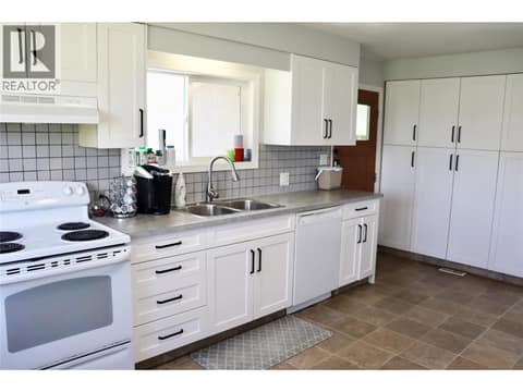 Photo 10 of 7792 Lochdale Road, Swan Lake West, Vernon