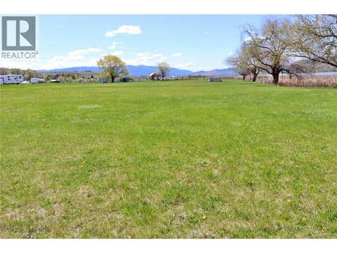 Photo 4 of 7792 Lochdale Road, Swan Lake West, Vernon