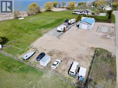 Photo 6 of 7792 Lochdale Road, Swan Lake West, Vernon