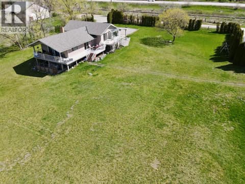 Photo 9 of 7792 Lochdale Road, Swan Lake West, Vernon