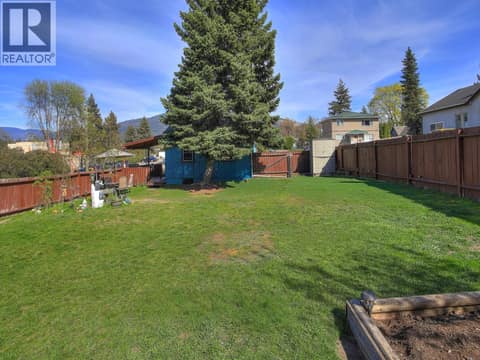 Photo 9 of 1802 31 Street, Mission Hill, Vernon