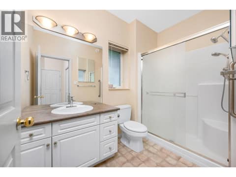 Photo 21 of 124 Sarsons Road Unit# 102, Middleton Mountain Vernon