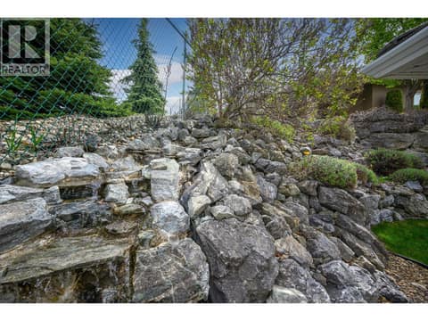 Photo 32 of 124 Sarsons Road Unit# 102, Middleton Mountain Vernon