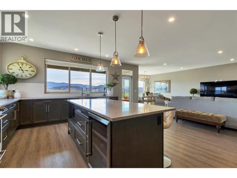 Photo 14 of 595 Vineyard Way N Unit# 31, Bella Vista, Vernon