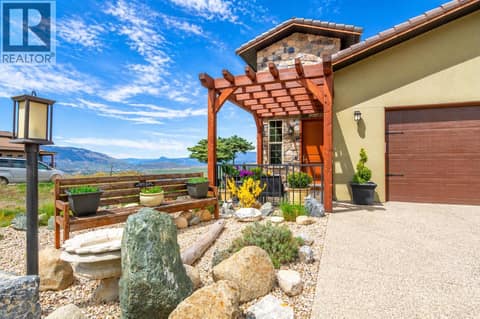 Photo 2 of 595 Vineyard Way N Unit# 31, Bella Vista, Vernon