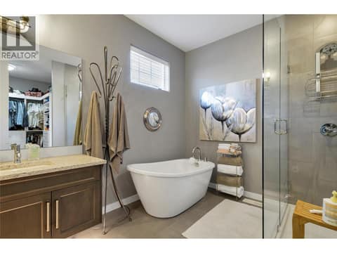 Photo 46 of 595 Vineyard Way N Unit# 31, Bella Vista, Vernon