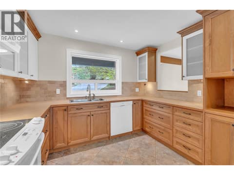 Photo 5 of 418 Panorama Crescent, Eastside/Lkshr Hi/Skaha Est, Okanagan Falls