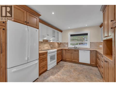 Photo 6 of 418 Panorama Crescent, Eastside/Lkshr Hi/Skaha Est, Okanagan Falls