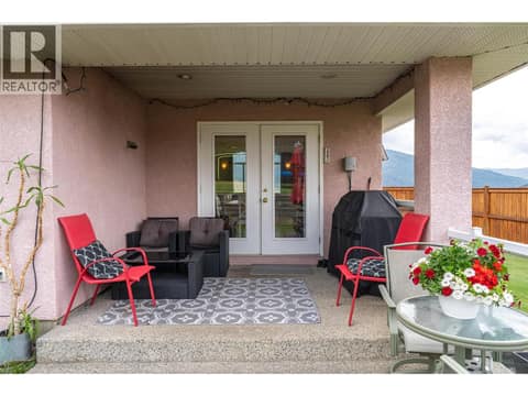 Photo 11 of 400 Fortress Crescent, Foothills, Vernon