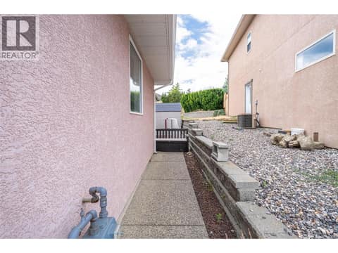Photo 17 of 400 Fortress Crescent, Foothills, Vernon
