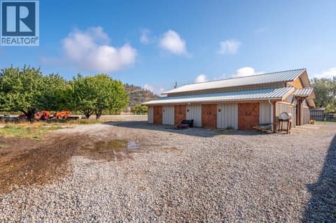 Photo 12 of 300 Jones Way Road, Oliver Rural