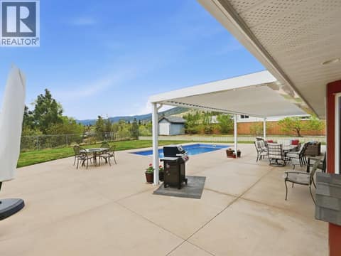 Photo 12 of 855 Ross Avenue, Columbia/Duncan, Penticton
